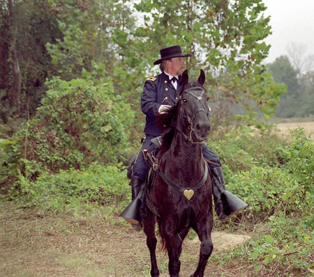 He looks like a Union Officier